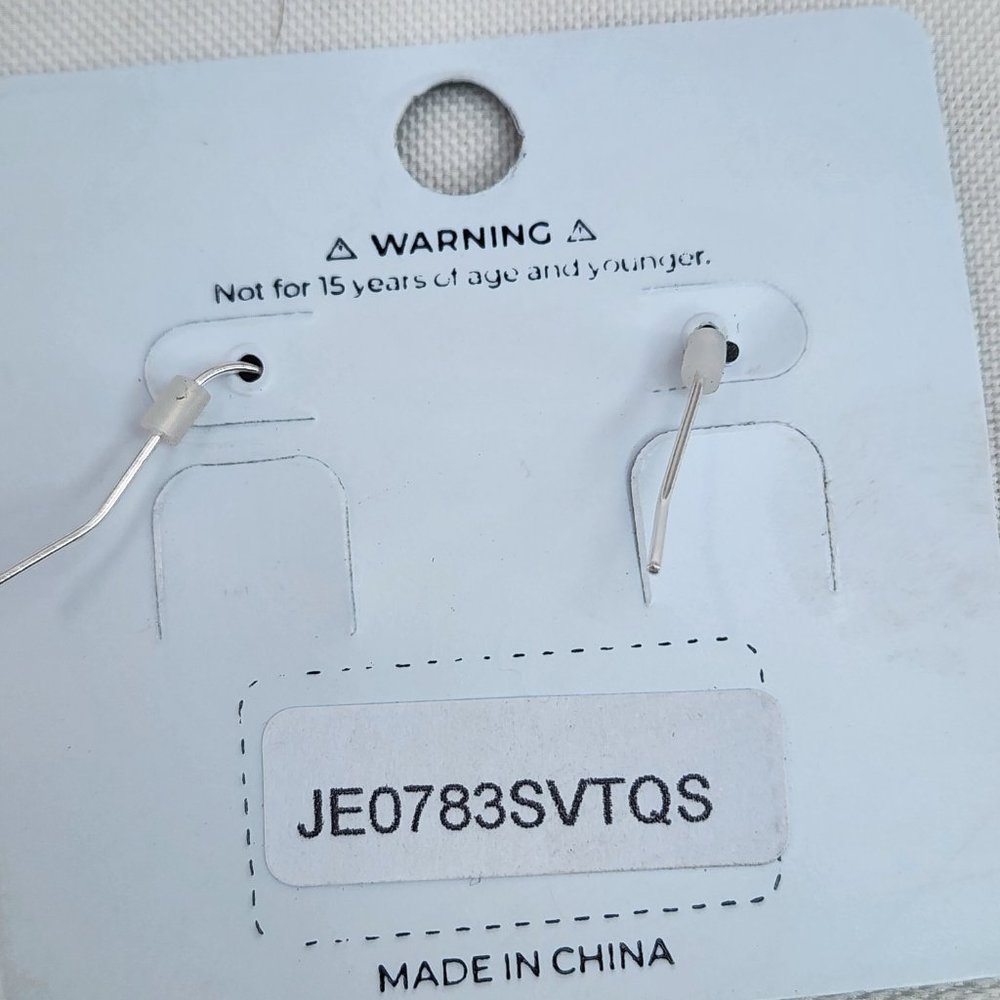 HIPPIE Silver Tone Cowgirl Western Statement Earrings Dangle Drop NWT - Picture 3 of 4